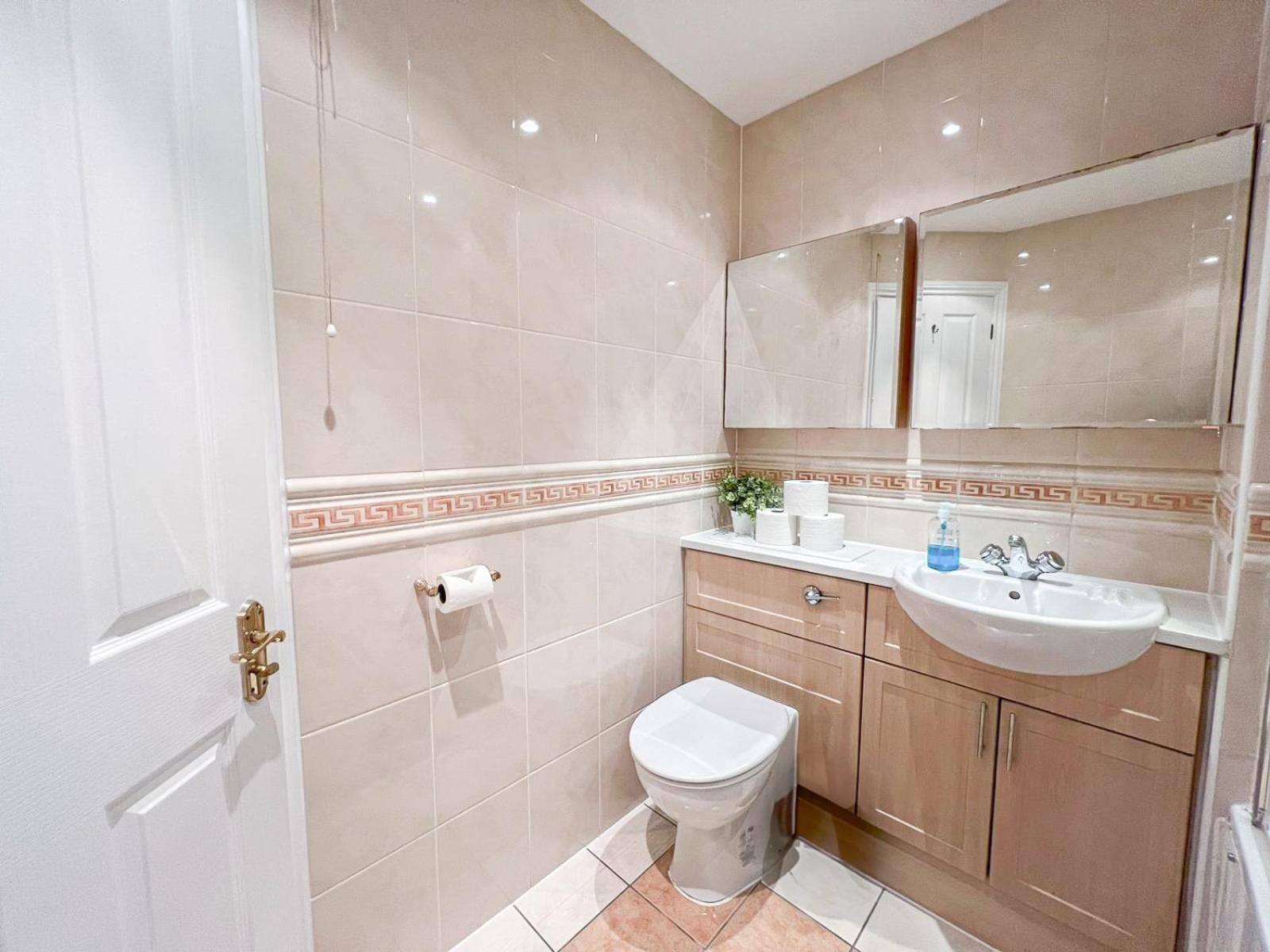 Apartment Borough 3-bedroom With Clear View At The Shard